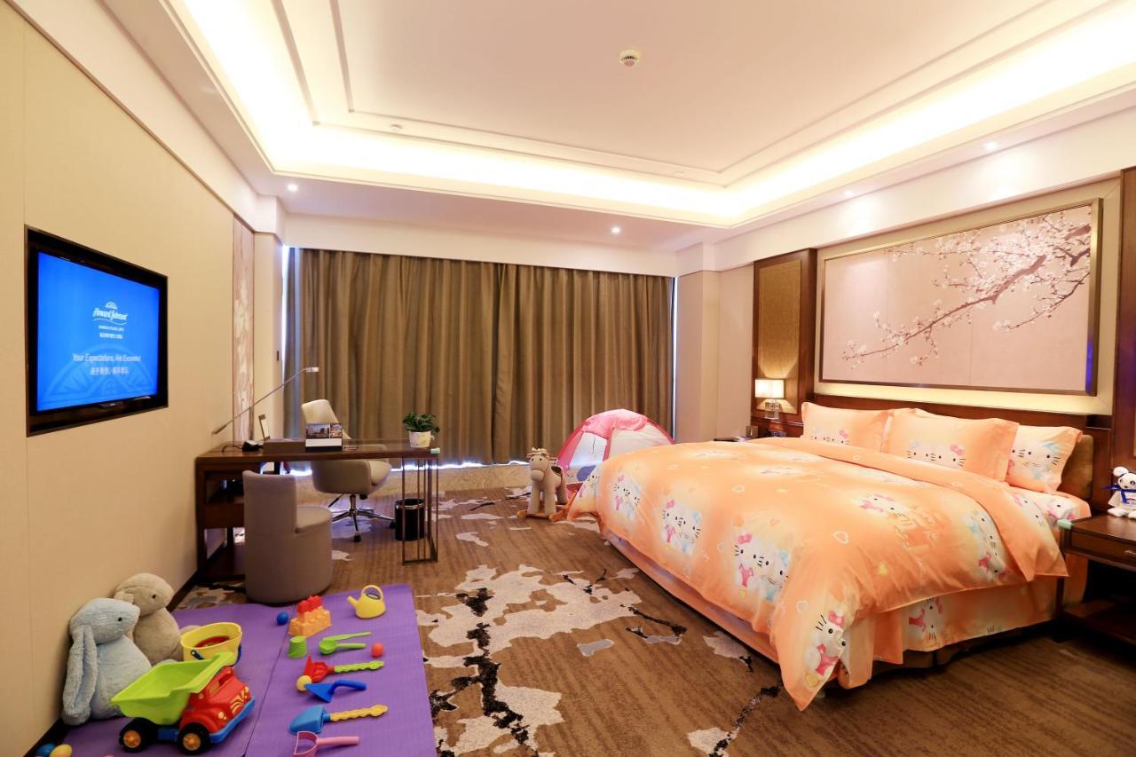 Howard Johnson Xiangyu Plaza Linyi Ліньї Екстер'єр фото