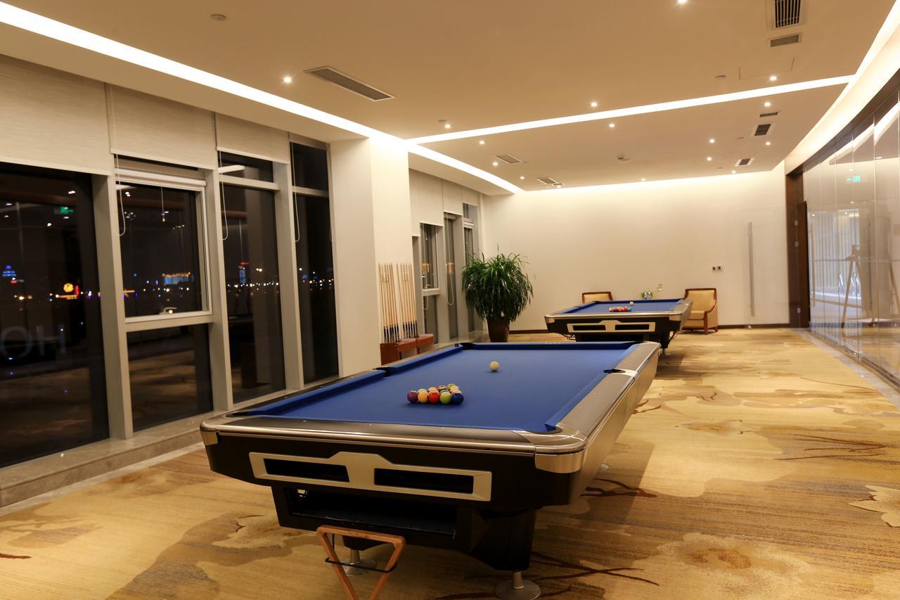 Howard Johnson Xiangyu Plaza Linyi Ліньї Екстер'єр фото